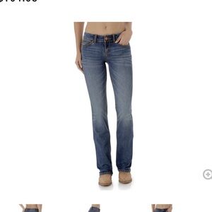 Wrangler Blue Bootcut Jeans with Classic Style